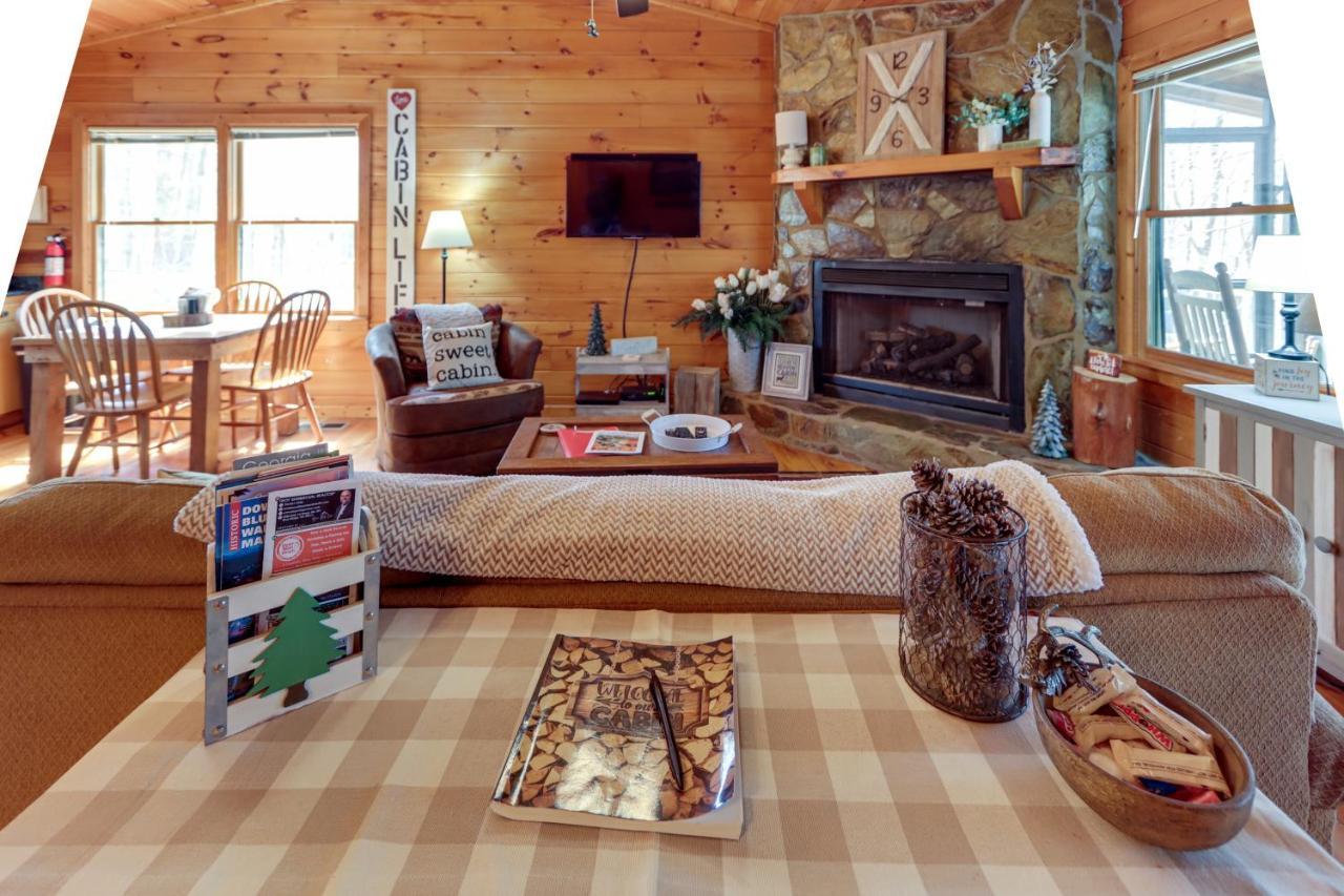Blue Ridge Cozy Cabin In The Woods With Hot Tub! Екстериор снимка
