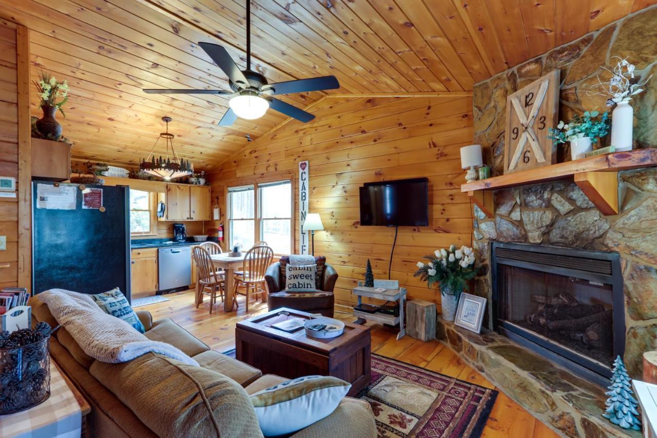 Blue Ridge Cozy Cabin In The Woods With Hot Tub! Екстериор снимка