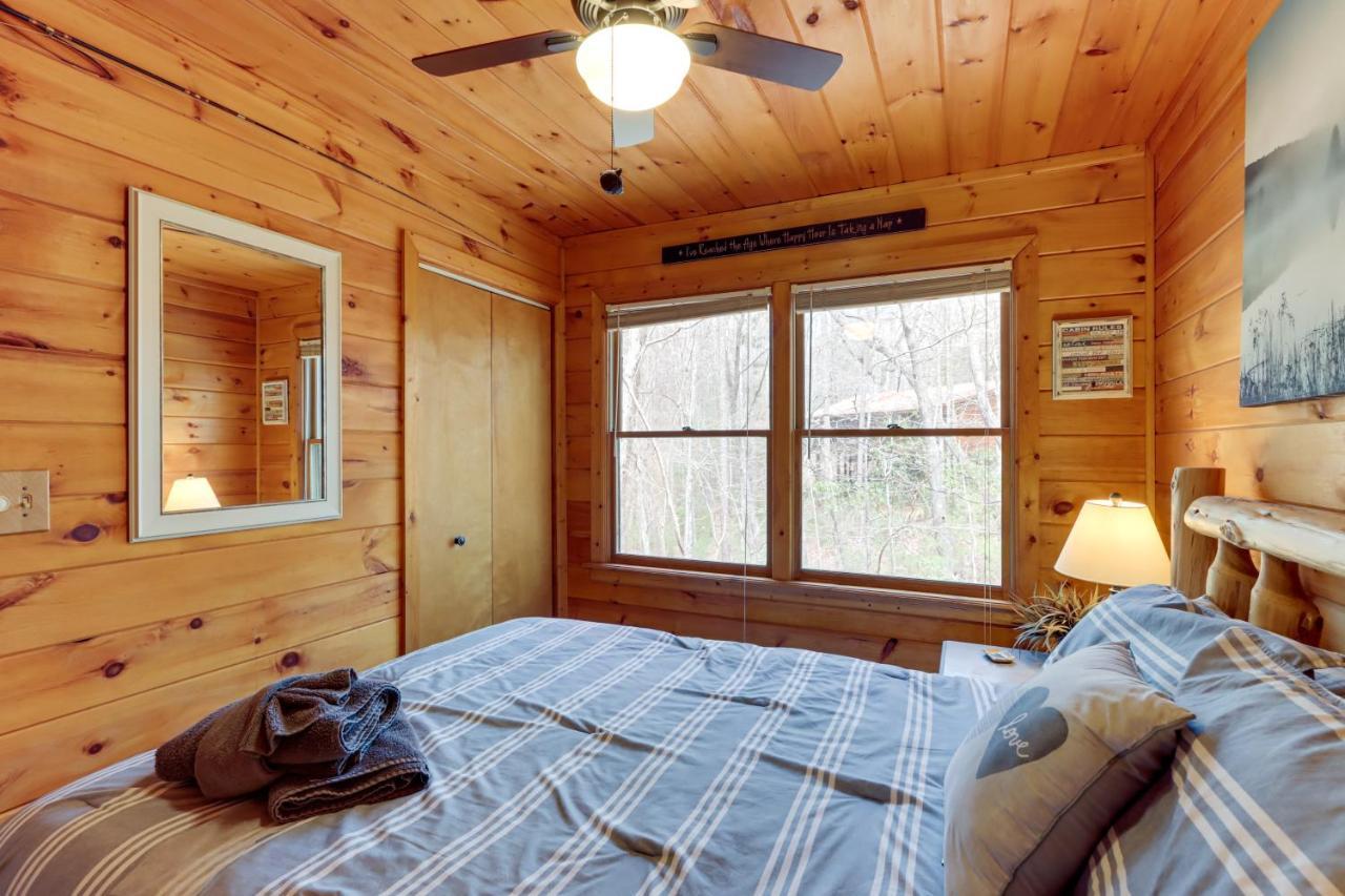 Blue Ridge Cozy Cabin In The Woods With Hot Tub! Екстериор снимка